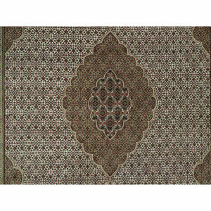 9'10"x14' Highland White, Tabriz Mahi With Fish Medallion Design, Hand Knotted, Pure Wool, Denser Weave Oriental Rug FWR543732