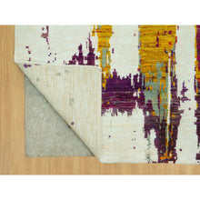 Load image into Gallery viewer, 6&#39;x9&#39; Whisper White, Hand Knotted, Wool and Sari Silk, Colorful Modern Design Abstract Motifs Painter&#39;s Brush Strokes, Oriental Rug FWR544200