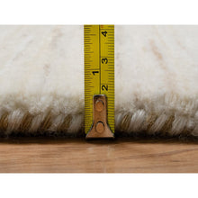 Load image into Gallery viewer, 7&#39;x7&#39; Dutch White, Lori Buft Gabbeh, Modern, Plain Design, Thick And Plush, Pure Wool, Soft To The Touch, Hand Knotted, Round, Oriental Rug FWR544668