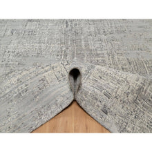 Load image into Gallery viewer, 8&#39;1&quot;x8&#39;1&quot; Sterling Gray, Hand Spun, Undyed Natural Wool, Modern Design, Hand Knotted, Square, Oriental Rug FWR545010