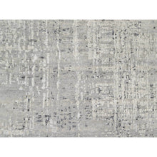 Load image into Gallery viewer, 8&#39;1&quot;x8&#39;1&quot; Sterling Gray, Hand Spun, Undyed Natural Wool, Modern Design, Hand Knotted, Square, Oriental Rug FWR545010