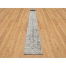Load image into Gallery viewer, 2&#39;6&quot;x30&#39; Pastel Gray, Undyed Natural Wool, Hand Knotted, Modern Design, Hand Spun, Xl Runner, Oriental Rug FWR545094