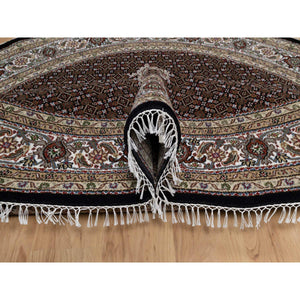 8'x8' Pitch Black, Tabriz Mahi with Fish Medallion Design, 175 KPSI, Soft and Pure Wool, Hand Knotted, Round, Oriental Rug FWR546246
