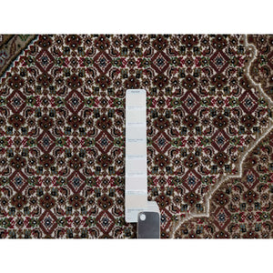 7'6"x7'6" Pearl White, Tabriz Mahi with Fish Medallion Design, Hand Knotted, Pure Wool, Denser Weave, Round, Oriental Rug FWR546252
