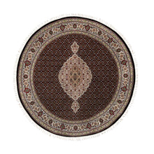 Load image into Gallery viewer, fine wool rugs