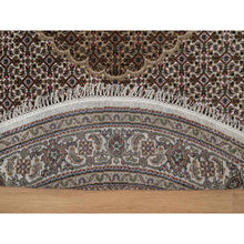 Load image into Gallery viewer, 6&#39;x6&#39; Cotton White, Pure Wool, Tabriz Mahi with Fish Medallion Design, Denser Weave, Hand Knotted, Round, Oriental Rug FWR546264
