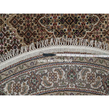 Load image into Gallery viewer, 6&#39;x6&#39; Dark Gray, Hand Knotted, Tone on Tone, Modern Grass Design, Natural Undyed Wool, Square Oriental Rug FWR477258