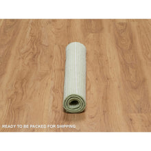 Load image into Gallery viewer, 2&#39;2&quot;x3&#39;1&quot; Lily Green, Modern Plain Decor Box Design, Pure Wool, Soft to the Touch, Loomed Knotted, Mat, Oriental Rug FWR546384