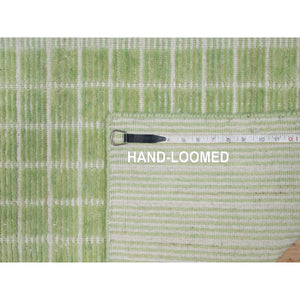 2'2"x3'1" Lily Green, Modern Plain Decor Box Design, Pure Wool, Soft to the Touch, Loomed Knotted, Mat, Oriental Rug FWR546384