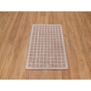 2'2"x3'1" Salmon Pink, Soft to Touch, Modern Plain Decor Box Design, Luxurious Wool, Loomed Knotted, Mat, Oriental Rug FWR546396