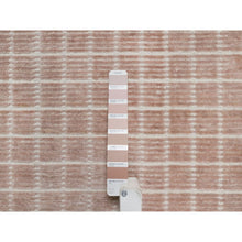 Load image into Gallery viewer, 2&#39;2&quot;x3&#39;1&quot; Salmon Pink, Soft to Touch, Modern Plain Decor Box Design, Luxurious Wool, Loomed Knotted, Mat, Oriental Rug FWR546396