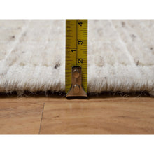 Load image into Gallery viewer, 2&#39;2&quot;x3&#39;1&quot; Lace White, Modern Plain Decor Box Design, Pure Wool, Soft to the Touch, Loomed Knotted, Mat, Oriental Rug FWR546402