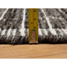 Load image into Gallery viewer, 2&#39;3&quot;x3&#39;1&quot; Shades of Brown, Soft to the Touch, Modern Plain Decor Box Design, Luxurious Wool, Loomed Knotted, Mat, Oriental Rug FWR546414