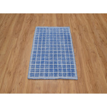 Load image into Gallery viewer, 2&#39;1&quot;x3&#39;1&quot; Imperial Blue, Soft to the Touch, Modern Plain Decor Box Design, Pure Wool, Loomed Knotted, Mat, Oriental Rug FWR546438