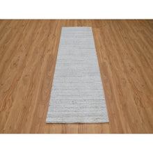 Load image into Gallery viewer, 2&#39;6&quot;x8&#39; Frost White, Plain Modern Striae Design, Hand Loomed, Soft Pile, Natural Wool, Runner, Oriental Rug FWR547068