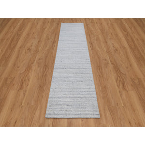 2'6"x10' Daisy White, Hand Loomed, Plain Modern Striae Design, Soft Pile, Natural Wool, Runner, Oriental Rug FWR547074