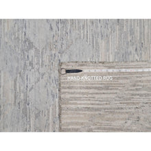 Load image into Gallery viewer, 3&#39;x5&#39;3&quot; Light Gray, Hand Knotted, Cut And Loop Pile, Modern Design, Hand Spun Undyed Natural Wool, Oriental Rug FWR547614