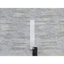 Load image into Gallery viewer, 4&#39;1&quot;x6&#39; Medium Gray, Hand Knotted, Modern Design, Hand Spun Undyed Natural Wool, Oriental Rug FWR547686