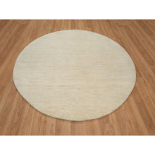 Load image into Gallery viewer, 7&#39;9&quot;x7&#39;9&quot; Linen White, Pure Wool, Modern, Plain Design, Lori Buft Gabbeh, Thick And Plush, Hand Knotted, Round, Oriental Rug FWR547848