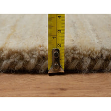 Load image into Gallery viewer, 5&#39;x5&#39; Linen White, Modern, Plain Design, Lori Buft Gabbeh, Thick and Plush, Pure Wool, Hand Knotted, Round, Oriental Rug FWR548016