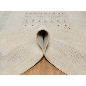 8'1"x10' Swan White, Modern, Lori Buft Gabbeh with Small Animal Figurines, Thick and Plush, 100% Wool, Hand Knotted, Oriental Rug FWR548070