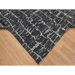 8'x10'1" Charcoal Black, Nepali Weave, Modern Design, Pure Wool, Hand Knotted, Densely Woven, Oriental Rug FWR548514