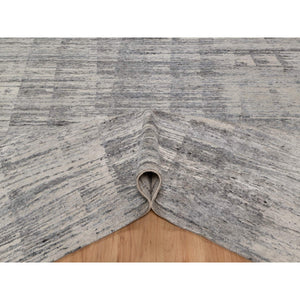 8'x10'2" Gray-Ivory, Modern Design, Hand Knotted, Undyed Natural Wool, Thick and Plush, Oriental Rug FWR548562