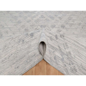 10'x14'3" Swan White, Modern Design, Hand Knotted, Hand Spun Undyed Natural Wool, Oriental Rug FWR548868