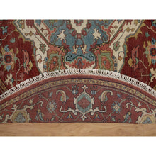 Load image into Gallery viewer, 6&#39;x6&#39; Salsa Red, Antiqued Fine Heriz Re-Creation, Medallion Design, Hand Knotted, Soft Pile, Hand Spun New Zealand Wool, Vegetable Dyes, Round, Oriental Rug FWR549078