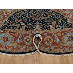 7'10"x7'10" Midnight Blue, Antiqued Fine Heriz Re-creation With All Over Vines Design, Hand Knotted, Hand Spun New Zealand Wool, Vegetable Dyes, Round, Oriental Rug FWR549132