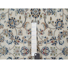 Load image into Gallery viewer, 3&#39;10&quot;x6&#39; Daisy White, Nain With All Over Flower Design, 250 Kpsi, Wool And Silk, Hand Knotted, Soft Pile, Oriental Rug FWR549168