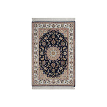 Load image into Gallery viewer, fine wool rugs