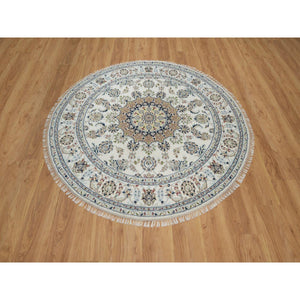 6'x6' Winter White, Hand Knotted, Nain with Flower Medallion Design, Wool and Silk, 250 KPSI, Soft Pile, Round, Oriental Rug FWR549366