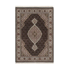 Load image into Gallery viewer, fine wool rugs