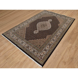 6'x9'1" Pitch Black, Tabriz Mahi with Fish Medallion Design, 175 KPSI, Hand Knotted, 100% Wool, Oriental Rug FWR549582
