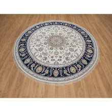 Load image into Gallery viewer, 8&#39;2&quot;x8&#39;2&quot; Winter White, Nain with Flower Medallion Design, 250 KPSI, Soft Pile, Wool and Silk, Hand Knotted, Round, Oriental Rug FWR549750