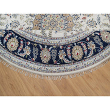 Load image into Gallery viewer, 8&#39;2&quot;x8&#39;2&quot; Winter White, Nain with Flower Medallion Design, 250 KPSI, Soft Pile, Wool and Silk, Hand Knotted, Round, Oriental Rug FWR549750