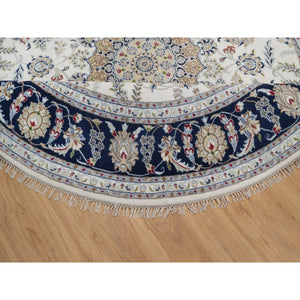 8'2"x8'2" Winter White, Nain with Flower Medallion Design, 250 KPSI, Soft Pile, Wool and Silk, Hand Knotted, Round, Oriental Rug FWR549750