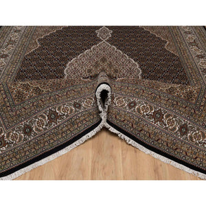 8'x10'4" Jet Black, Tabriz Mahi with Fish Medallion Design, 175 KPSI, Hand Knotted, 100% Wool, Oriental Rug FWR549798