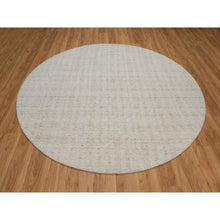 Load image into Gallery viewer, 8&#39;x8&#39; Linen White, Undyed Natural Wool, Vertical Stripes Design With Salt And Pepper Effect, Hand Loomed, Round, Oriental Rug FWR550056