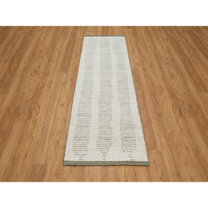 2'5"x8' Papyrus White, Hand Woven, Flat Weave With Textured Pile, Undyed Natural Wool, Runner, Oriental Rug FWR550338