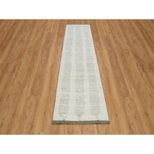 Load image into Gallery viewer, 2&#39;6&quot;x10&#39; Papyrus White, Hand Woven, Flat Weave With Textured Pile, Undyed Natural Wool, Runner, Oriental Rug FWR550362