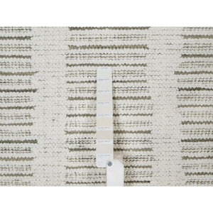7'9"x7'9" Pearl White, Undyed Natural Wool, Hand Woven, Flat Weave With Pile, Textured, Round, Oriental Rug FWR550368