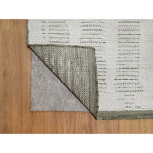 Load image into Gallery viewer, 2&#39;x3&#39; Pearl White, Flat Weave With Pile, Textured, Hand Woven, Undyed Natural Wool, Mat, Sample, Oriental Rug FWR550386
