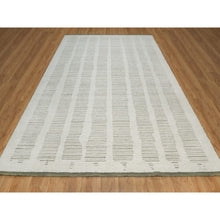 Load image into Gallery viewer, 9&#39;x12&#39; Pearl White, Hand Woven, Flat Weave With Pile, Undyed Natural Wool, Textured, Oriental Rug FWR550404