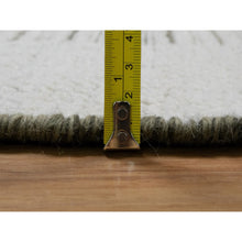 Load image into Gallery viewer, 9&#39;x12&#39; Pearl White, Hand Woven, Flat Weave With Pile, Undyed Natural Wool, Textured, Oriental Rug FWR550404