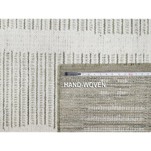 Load image into Gallery viewer, 9&#39;x12&#39; Pearl White, Hand Woven, Flat Weave With Pile, Undyed Natural Wool, Textured, Oriental Rug FWR550404