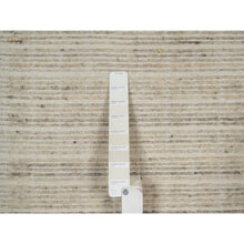 Load image into Gallery viewer, 2'x3'1" Parchment White, Modern Plain Decor Box Design, Pure Wool, Soft To The Touch, Loomed Knotted, Mat, Sample, Oriental Rug FWR550482