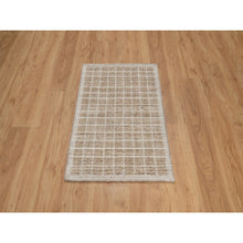 Load image into Gallery viewer, 2&#39;x3&#39;1&quot; Frappe Brown, Modern Plain Decor Box Design, Soft To Touch, Loomed Knotted, Pure Wool, Mat, Sample, Oriental Rug FWR550554