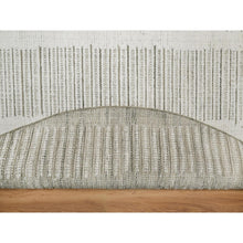 Load image into Gallery viewer, 8&#39;x8&#39; Cream White, Undyed Natural Wool, Hand Woven, Flat Weave With Textured Pile, Round, Oriental Rug FWR550620